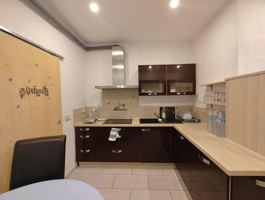 The Ark Eco Homestay Esch-sur-Alzette Esterno foto